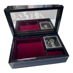 Vintage Avon 1983 President's Sales Competition Musical Jewelry Box Lacquer Wood